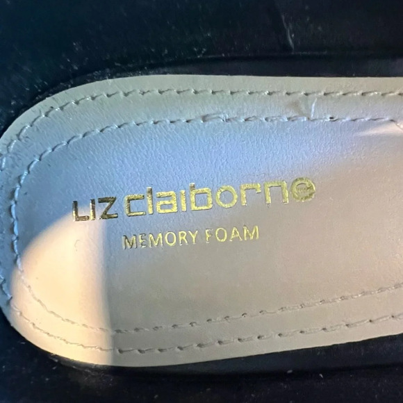 Liz Claiborne Memory Foam Black Suede 2” Block Heel Loafer. Size 8. - Picture 6 of 7